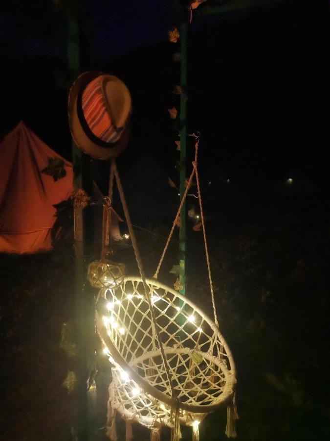 Luna Rock Glamping Brezoi - Blue Scai Kültér fotó