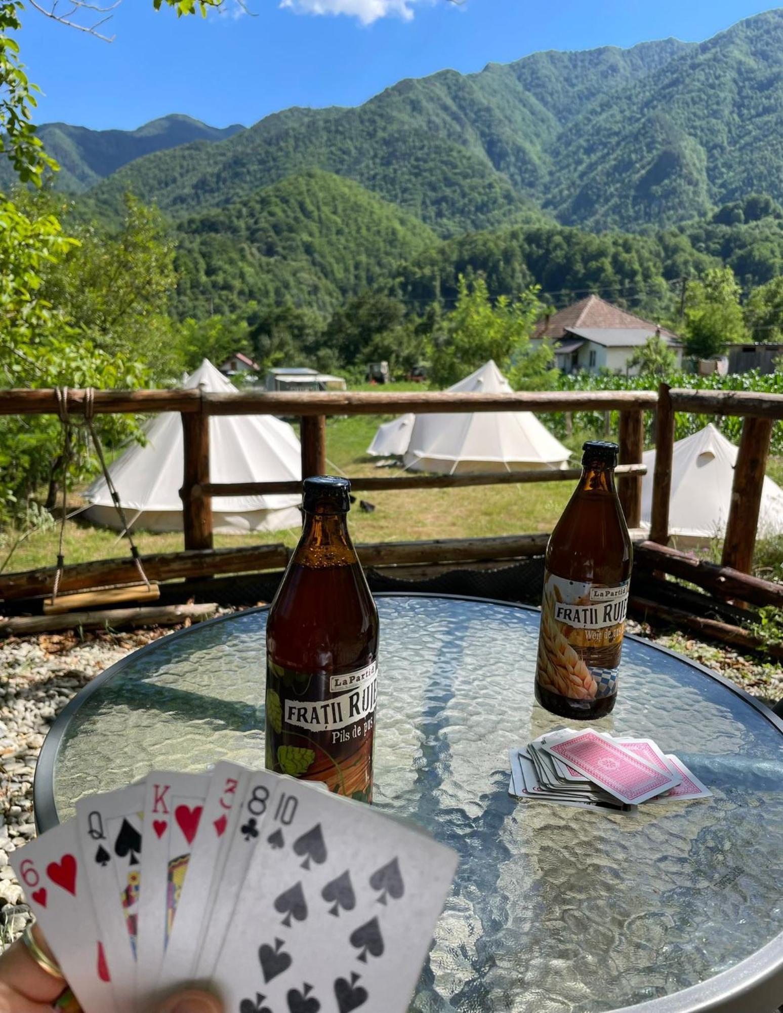 Luna Rock Glamping Brezoi - Blue Scai Kültér fotó