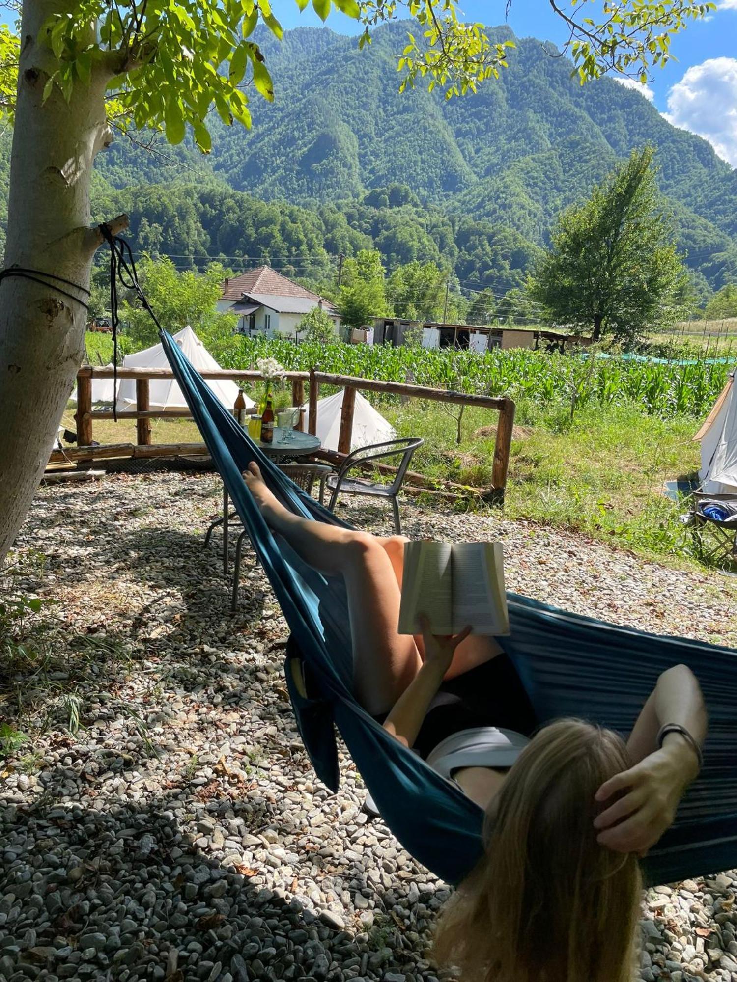 Luna Rock Glamping Brezoi - Blue Scai Kültér fotó