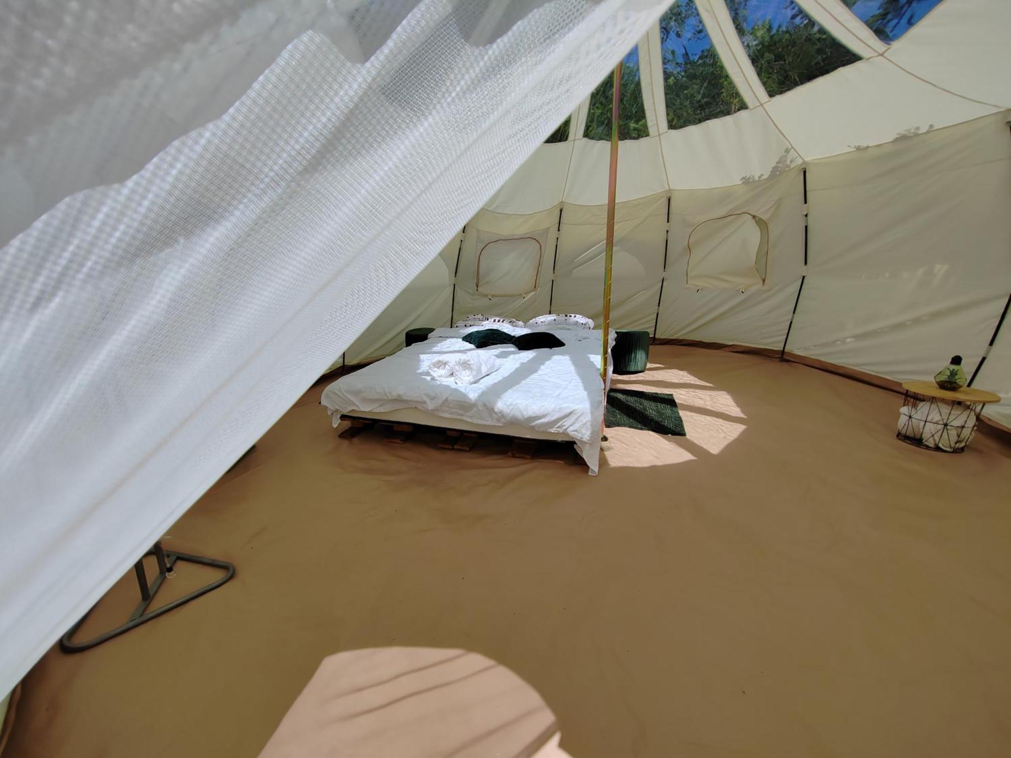 Luna Rock Glamping Brezoi - Blue Scai Kültér fotó