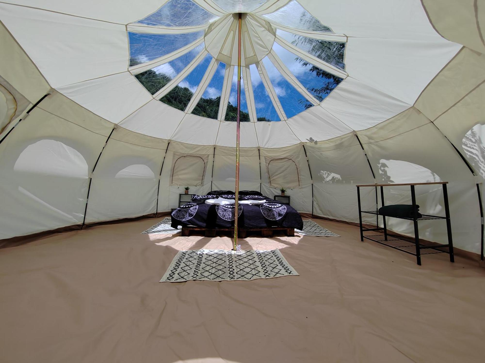 Luna Rock Glamping Brezoi - Blue Scai Kültér fotó